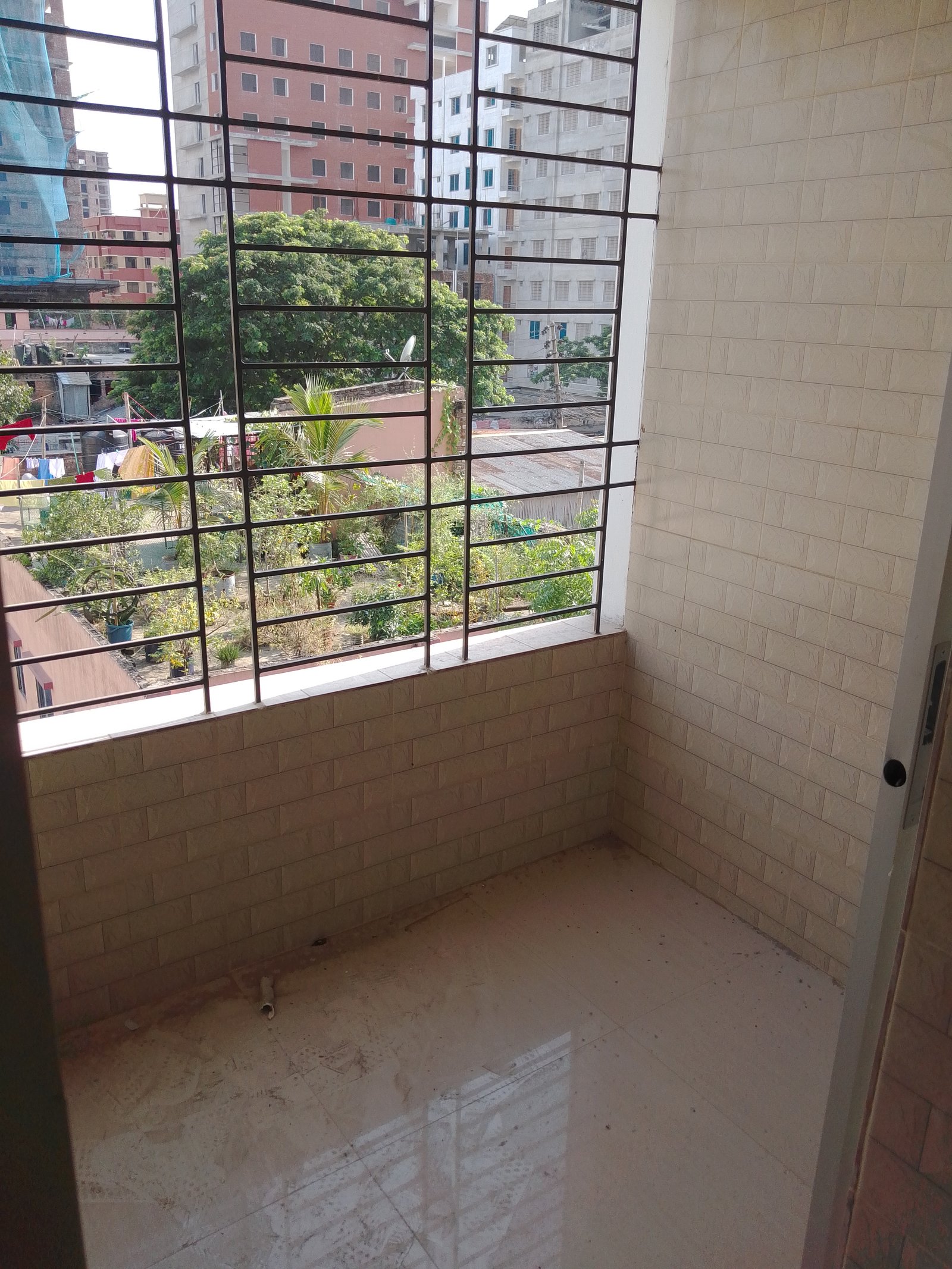 Mohammadpur,Dhaka Uddan , Dhaka-1207 || 1200sft